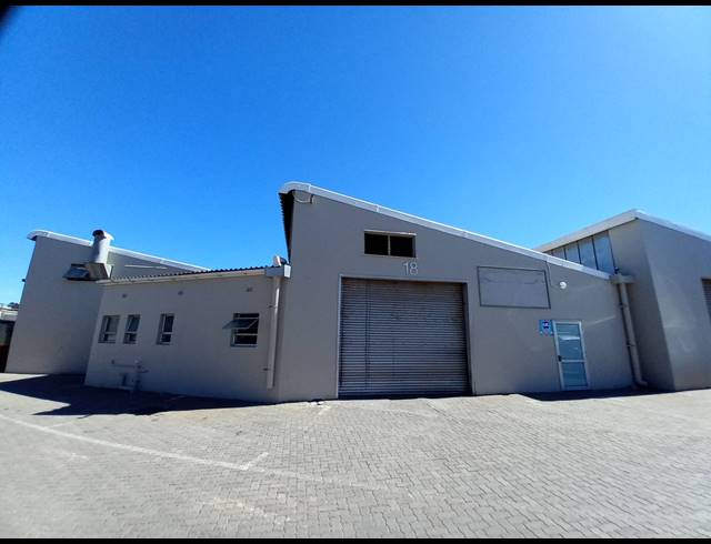 335M² FACTORY TO LET IN STIKLAND INDUSTRIAL